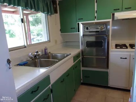 1622 Mill, Clay, MI 48001 photo 17