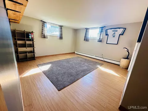 519 S 29th, Escanaba, MI 49829 photo 26
