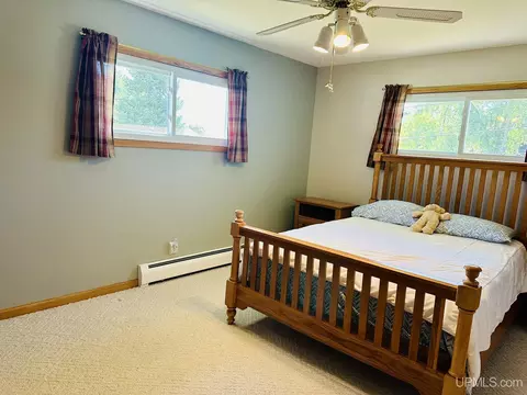 519 S 29th, Escanaba, MI 49829 photo 16