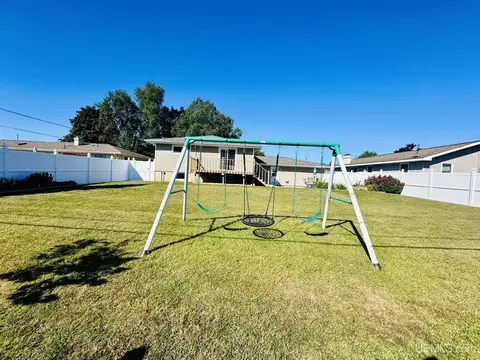 519 S 29th, Escanaba, MI 49829 photo 36