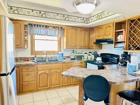519 S 29th, Escanaba, MI 49829 photo 5
