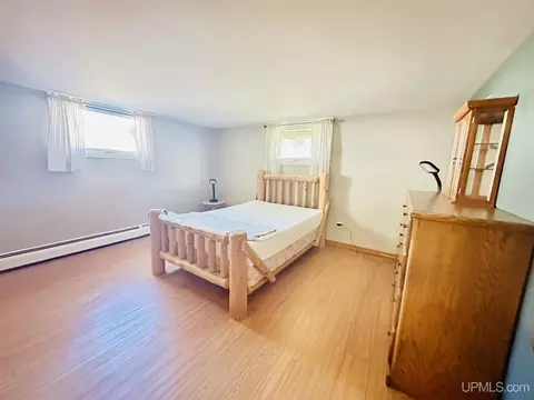 519 S 29th, Escanaba, MI 49829 photo 27