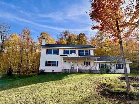 606 S S Park, Bessemer, MI 49911