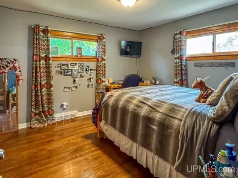 205 Seilo, Ishpeming, MI 49849 photo 22