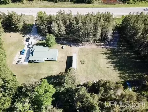 18914 Us2, Gould City, MI 49838