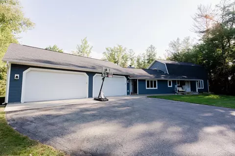 3532 N N Br, Beaverton, MI 48612