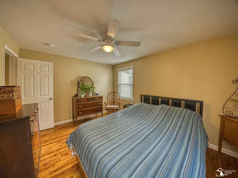 29706 Walnut, Flat Rock, MI 48134 photo 16