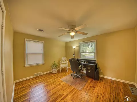 29706 Walnut, Flat Rock, MI 48134 photo 11