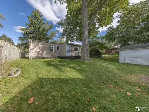 29706 Walnut, Flat Rock, MI 48134 photo 24