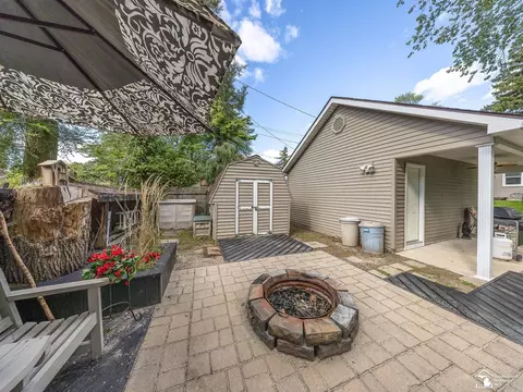 29706 Walnut, Flat Rock, MI 48134 photo 23