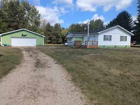 4252 W Redstone, Saint Louis, MI 48880