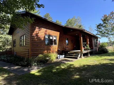 470 Us141, Crystal Falls, MI 49920