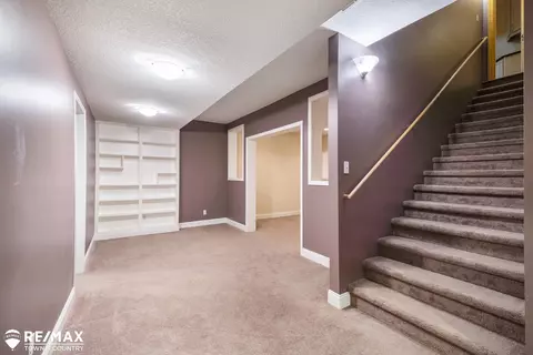 Living - 7495 Falling Leaf, Flushing, MI 48433 photo 6 of 9