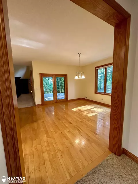 Dining - 7495 Falling Leaf, Flushing, MI 48433 photo 1 of 1