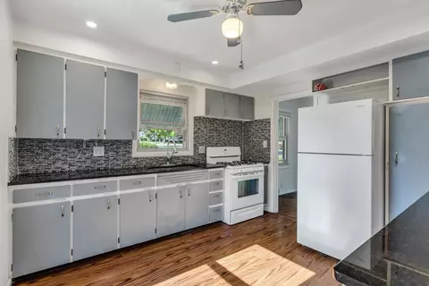 3101 Miller, Flint, MI 48503 photo 19