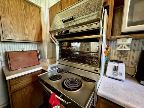 Kitchen - 116 Ford, L'anse, MI 49946 photo 4 of 4