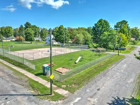 View/Area - 116 Ford, L'anse, MI 49946 photo 6 of 7
