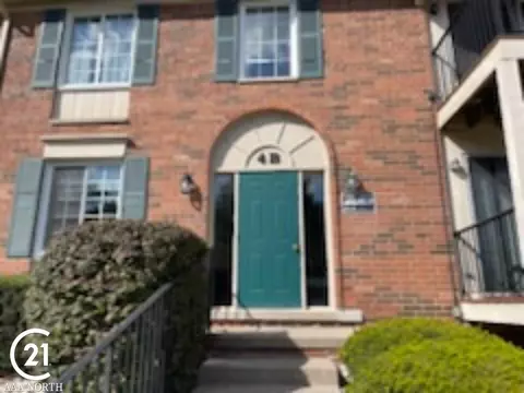 12040 Ina, Sterling Heights, MI 48312