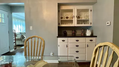 Dining - 706 Campbell, Owosso, MI 48867 photo 4 of 4