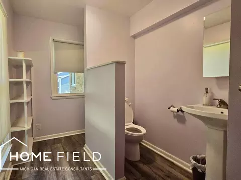 Bath - 706 Campbell, Owosso, MI 48867 photo 4 of 4