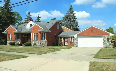 3835 Parent, Warren, MI 48092