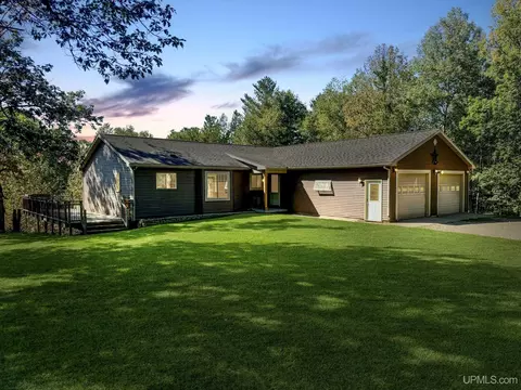 w7953-3 South Lake Antoine Road, Iron Mountain, MI 49801