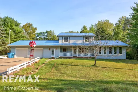 3330 Waltan, Vassar, MI 48768