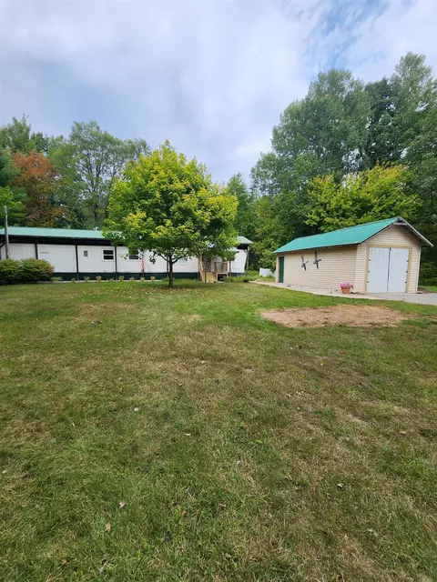 1030 W Townline 16, Pinconning, MI 48650