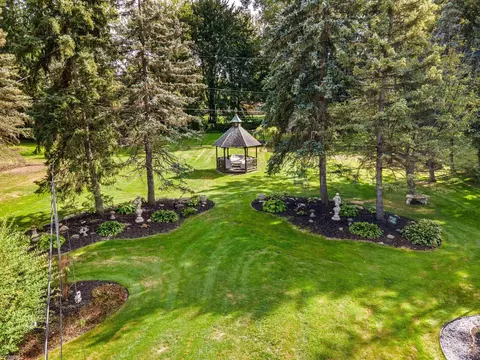3560 Devonshire, Sterling Heights, MI 48310 photo 39