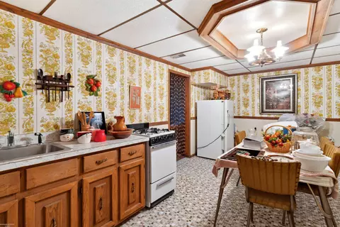 3560 Devonshire, Sterling Heights, MI 48310 photo 20