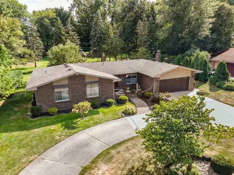 3560 Devonshire, Sterling Heights, MI 48310 photo 2