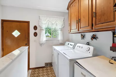 3560 Devonshire, Sterling Heights, MI 48310 photo 37