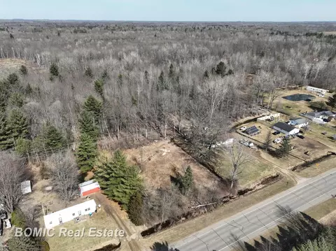 W Saginaw, Vassar, MI 48768