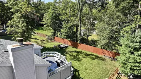 Exterior - 6867 Stratham, Temperance, MI 48182 photo 4 of 11