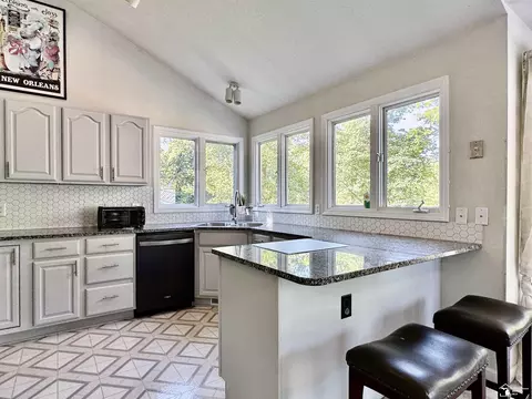 Kitchen - 6867 Stratham, Temperance, MI 48182 photo 2 of 6