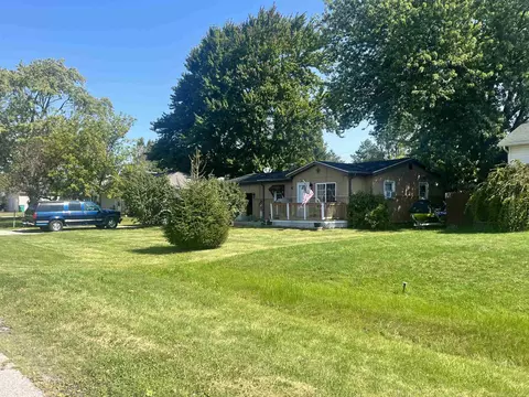 308 Roosevelt, Kimball, MI 48074