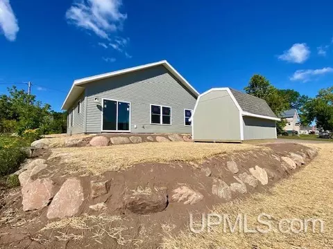 205 Marble, Ishpeming, MI 49849 photo 7
