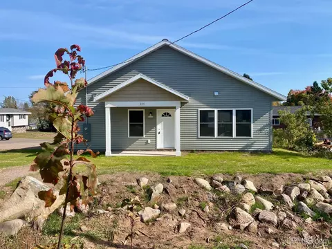 205 Marble, Ishpeming, MI 49849
