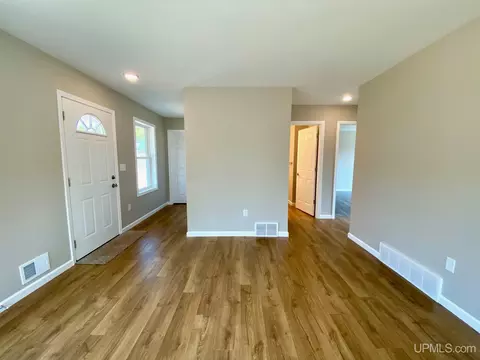 205 Marble, Ishpeming, MI 49849 photo 10