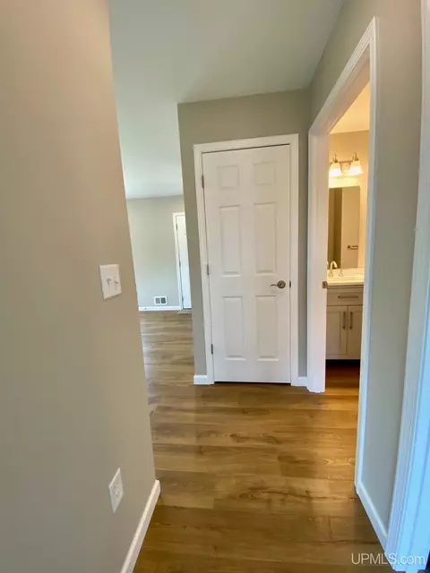 205 Marble, Ishpeming, MI 49849 photo 20