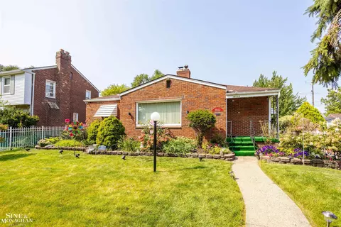16113 Collingham, Detroit, MI 48205