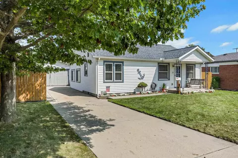 21511 Stephens, Saint Clair Shores, MI 48080