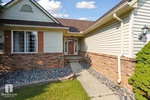 721 Natalia, Davison, MI 48423 photo 5