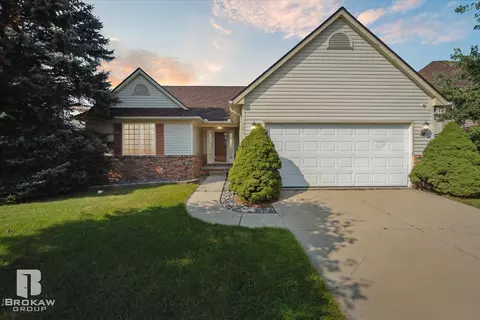 721 Natalia, Davison, MI 48423