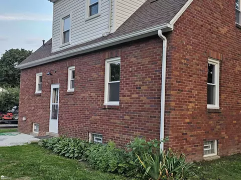 Exterior - 5372 Pasadena, Flushing, MI 48433 photo 4 of 4