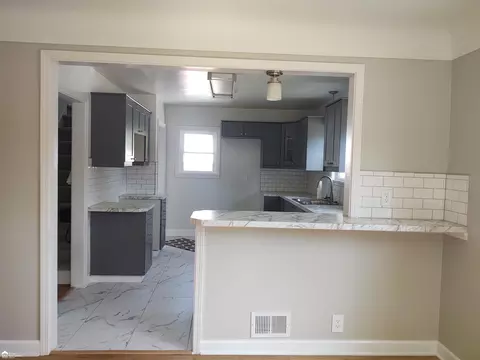 Kitchen - 5372 Pasadena, Flushing, MI 48433 photo 1 of 2