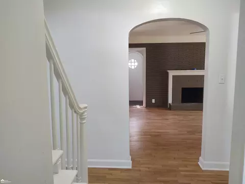 Entry Way - 5372 Pasadena, Flushing, MI 48433 photo 1 of 4