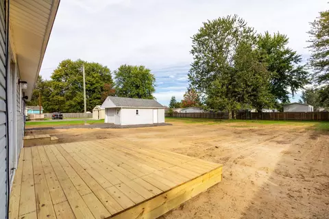Exterior - 5106 Taft, Algonac, MI 48001 photo 9 of 11