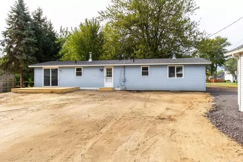 Exterior - 5106 Taft, Algonac, MI 48001 photo 8 of 11