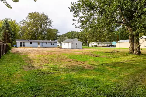 Exterior - 5106 Taft, Algonac, MI 48001 photo 7 of 11